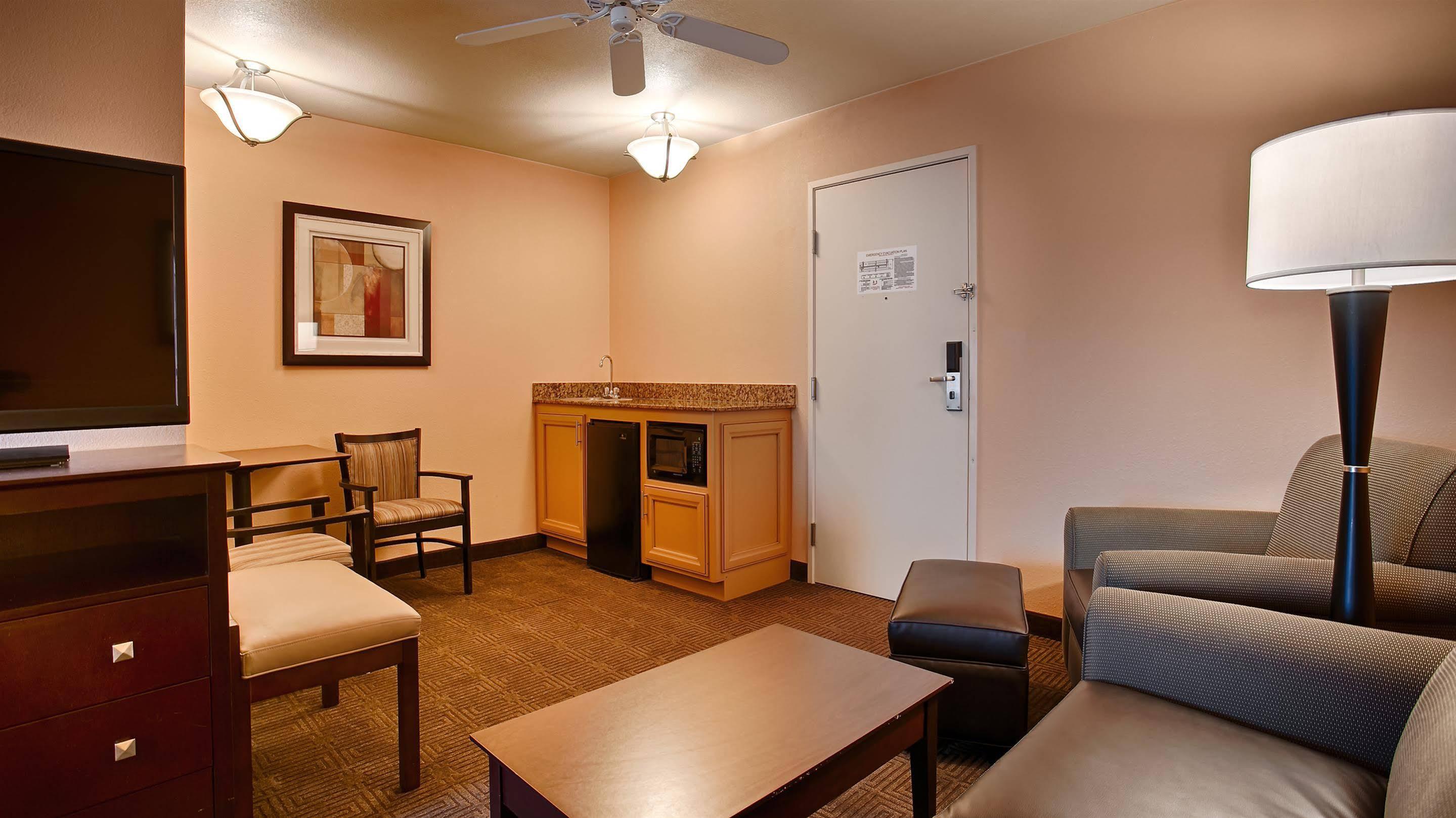 Best Western Plus Lafayette Vermilion River Inn & Suites Εξωτερικό φωτογραφία