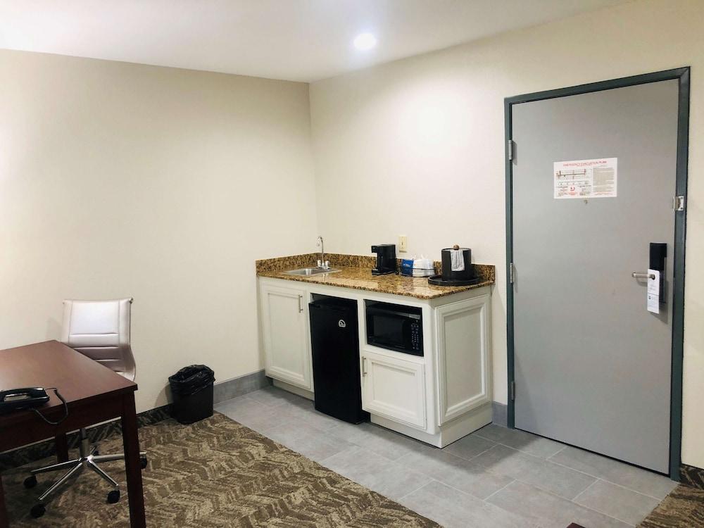 Best Western Plus Lafayette Vermilion River Inn & Suites Εξωτερικό φωτογραφία